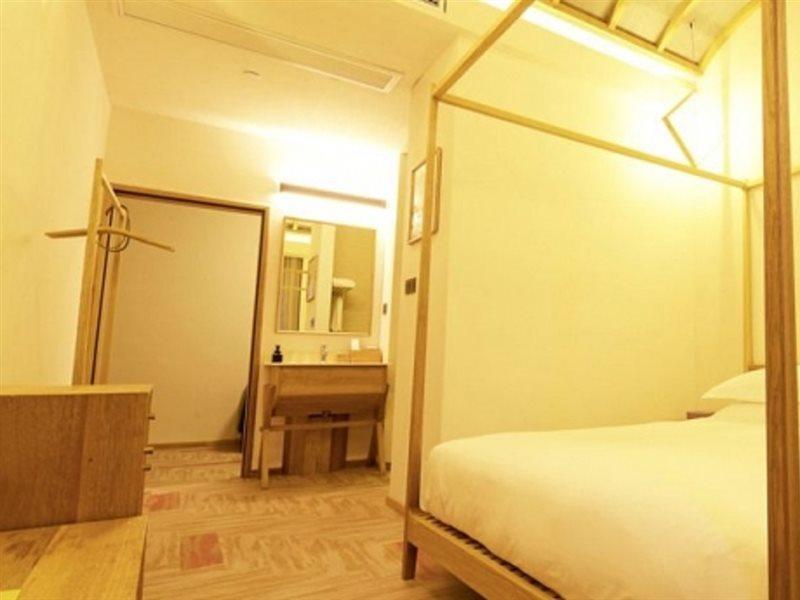Ramada Encore By Wyndham Shanghai Pudong Airport Екстериор снимка