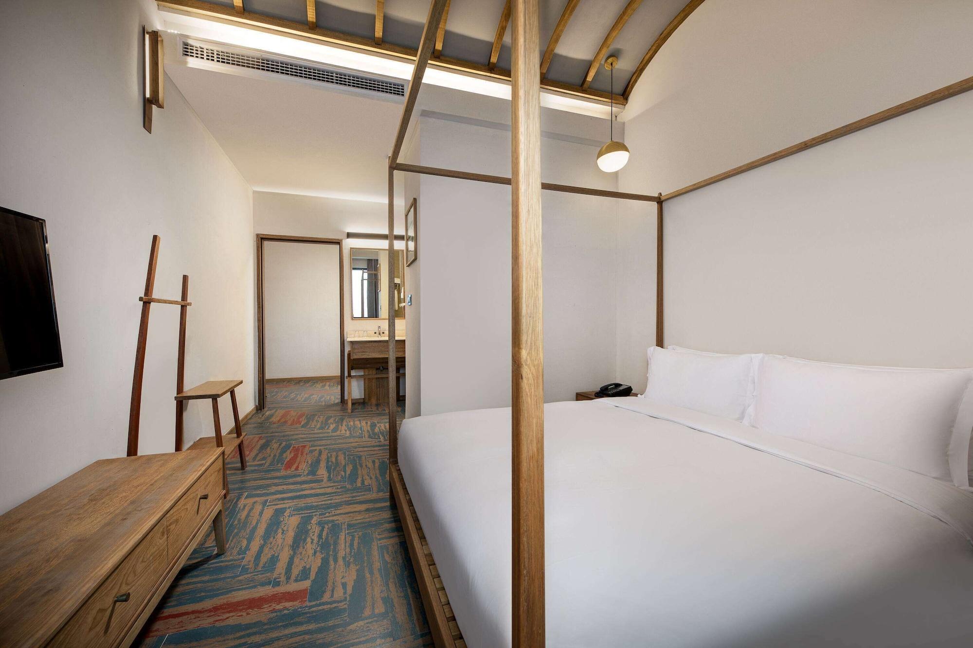 Ramada Encore By Wyndham Shanghai Pudong Airport Екстериор снимка