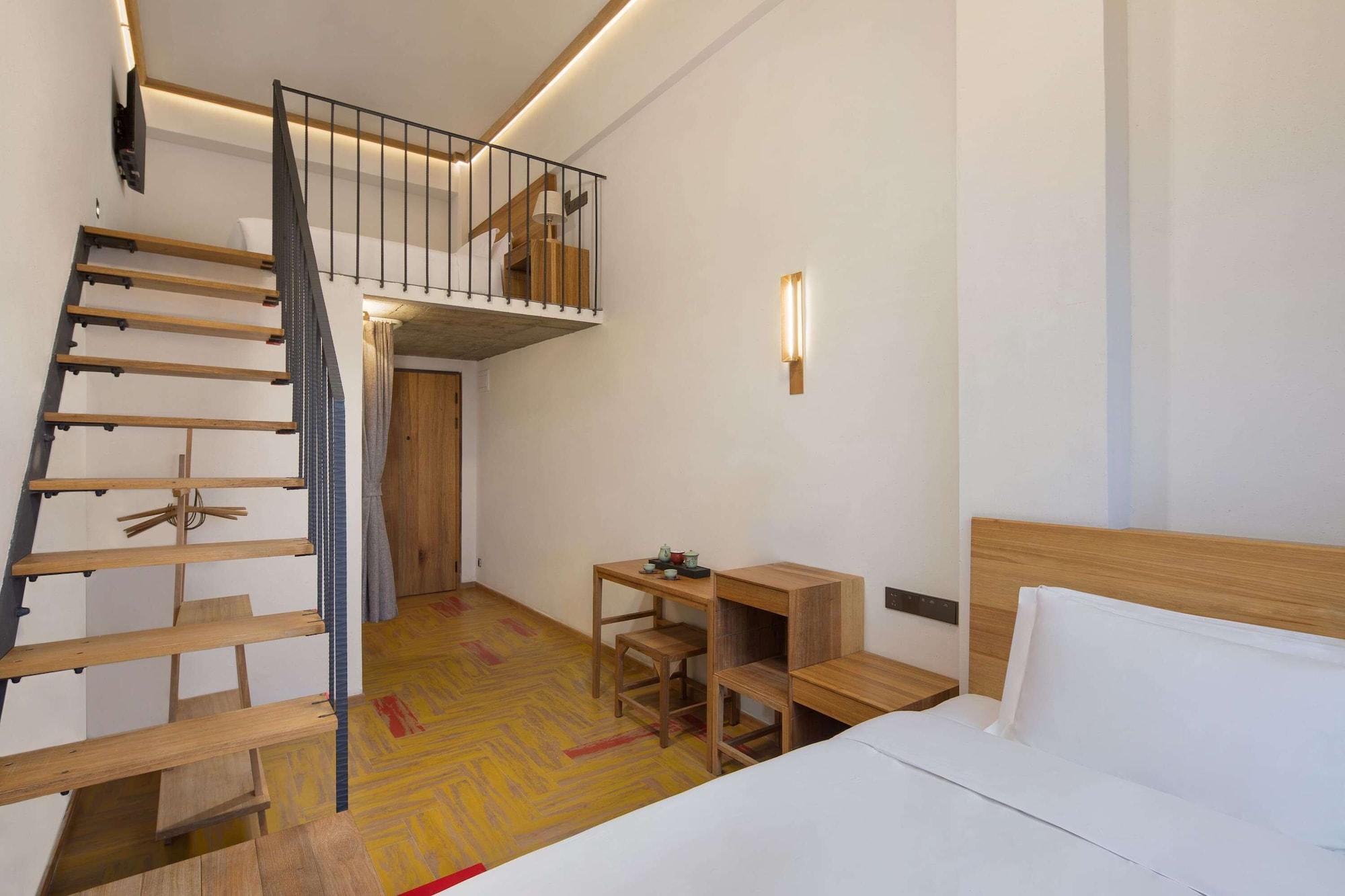 Ramada Encore By Wyndham Shanghai Pudong Airport Екстериор снимка